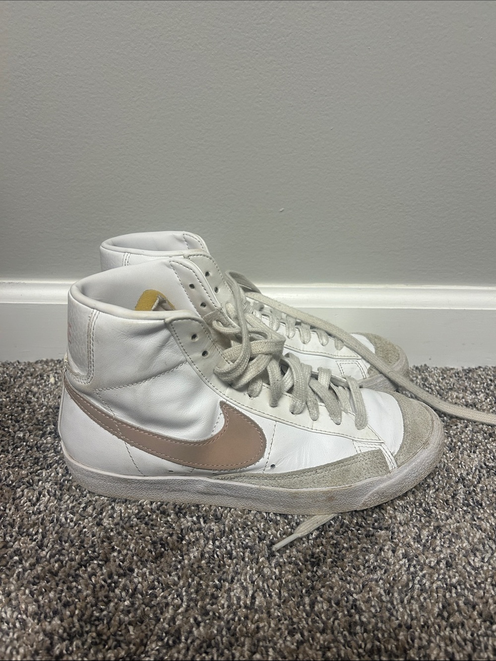 Nike Blazer women’s size 7.5